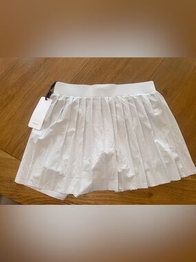 Varley White Pleated Mini Skirt